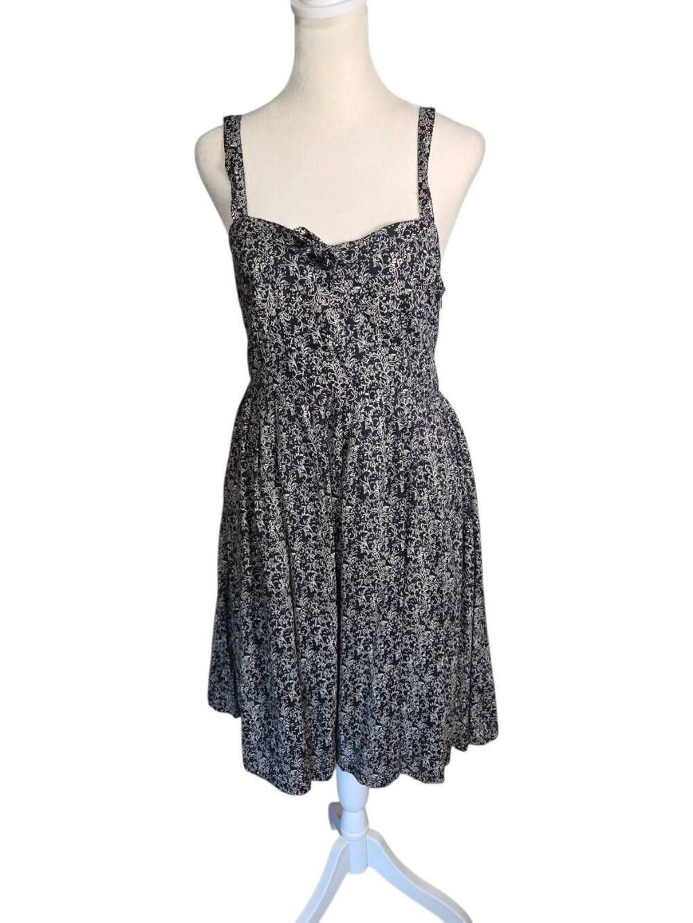 Converse One Star Black Floral Paisley Sun Dress S